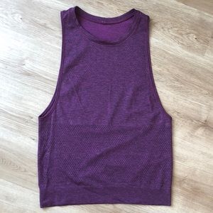 Lululemon size 6 tank